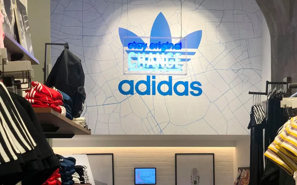 Størrelse nyhed evig Adidas Lyon République : Horaires du magasin, adresse