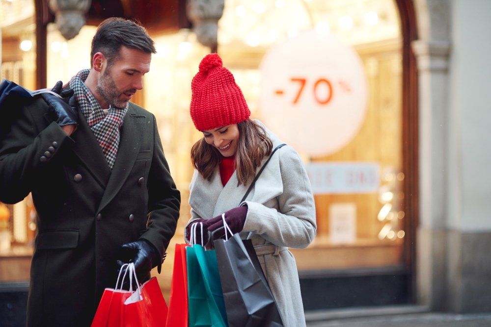 couple qui fait son shopping